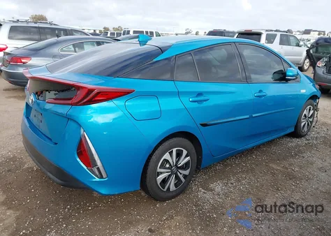 2018 Toyota Prius Prime Premium из США, поврежденный, VIN JTDKARFP8J3077441